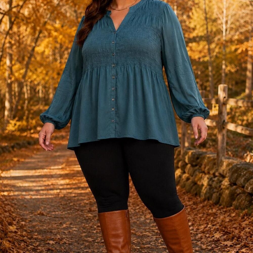 Torrid Women's Blue and Green Blouse